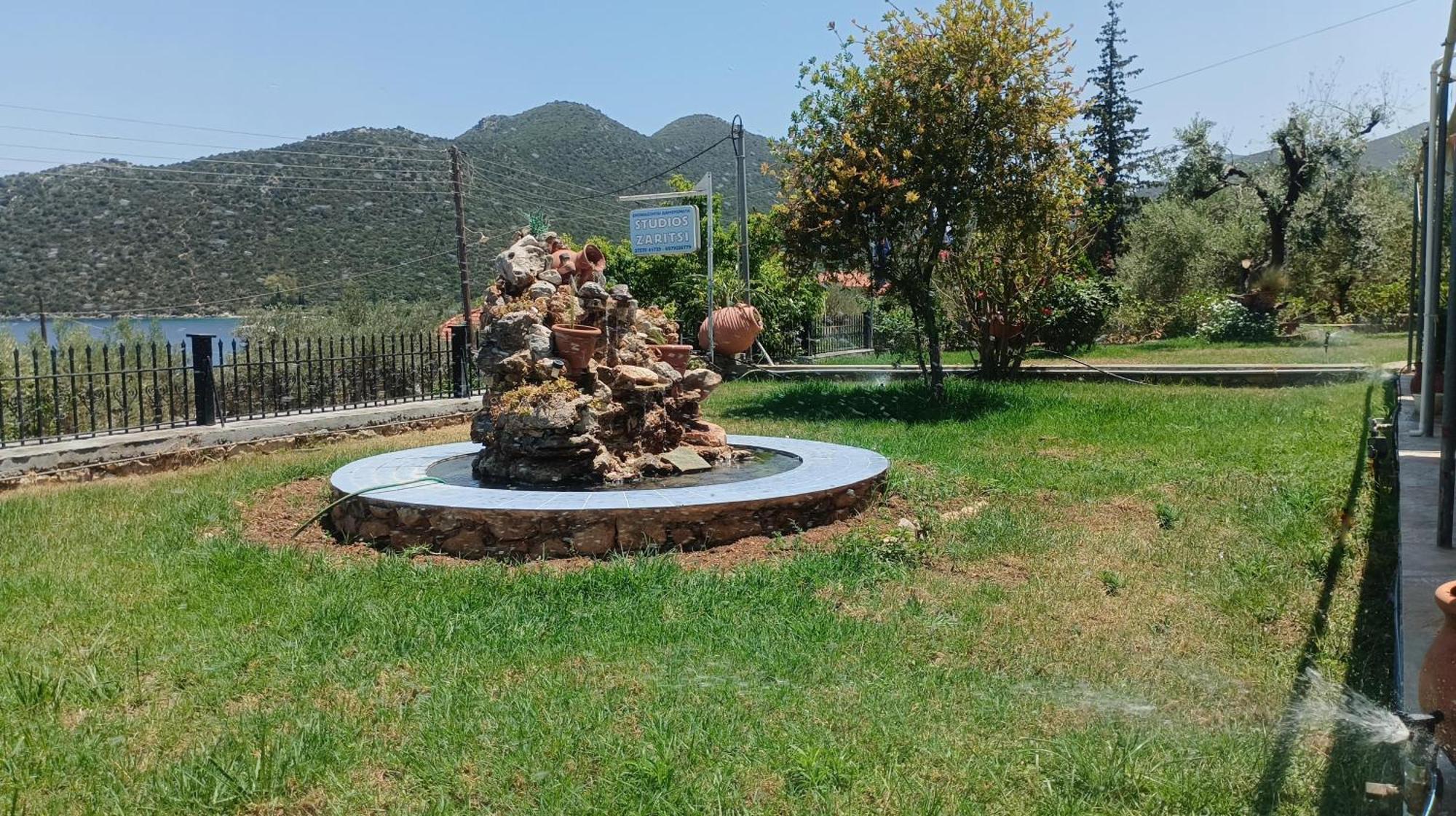 Studios Zaritsi Tirós Esterno foto